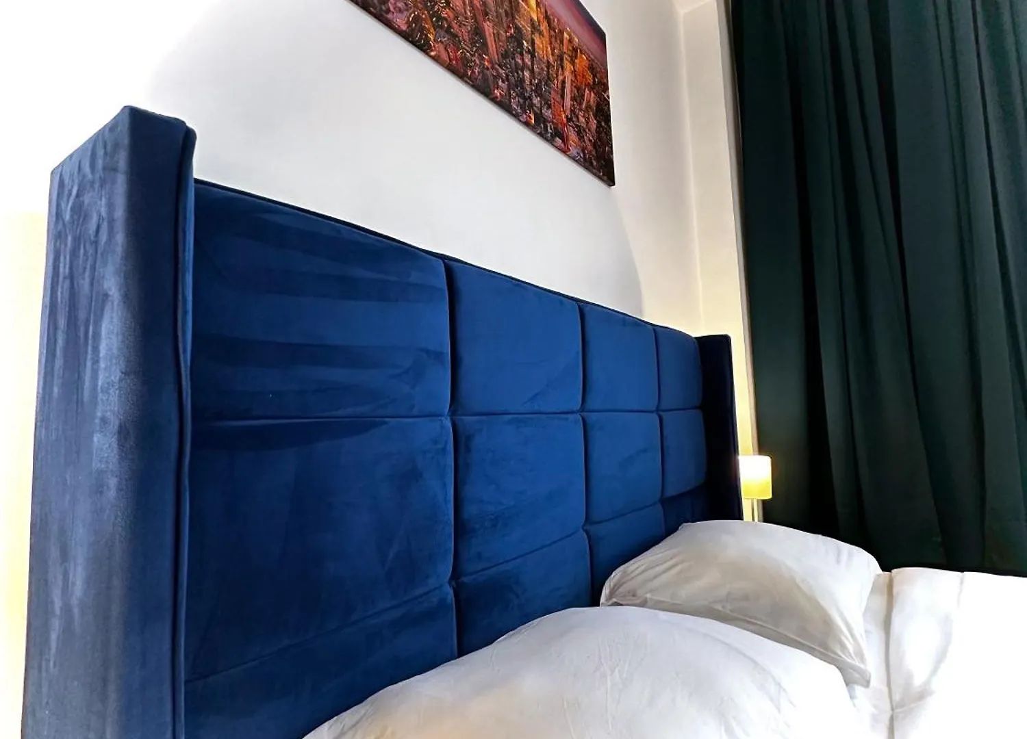 Ultracentral Apartment 4 Rooms - Old City Center -120 Square Meters - Bucharest 0*,