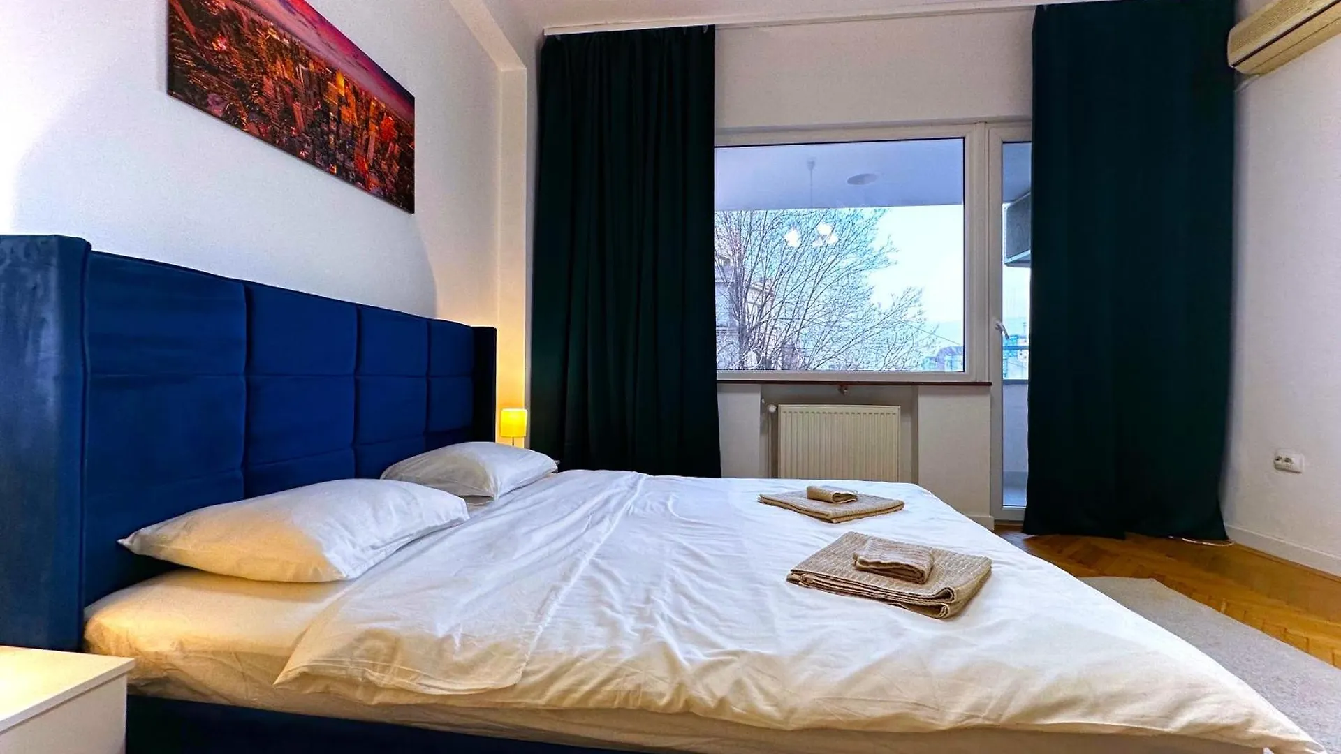 Ultracentral Apartment 4 Rooms - Old City Center -120 Square Meters - Bucharest Romania