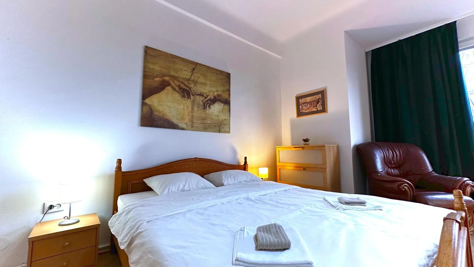 Ultracentral Apartment 4 Rooms - Old City Center -120 Square Meters - Bucharest
