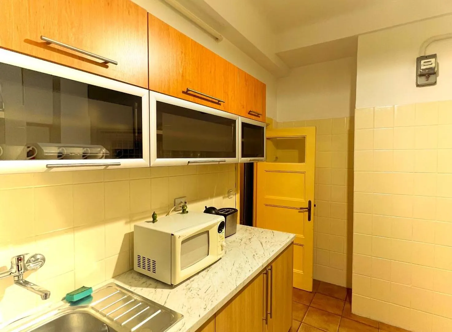 Ultracentral Apartment 4 Rooms - Old City Center -120 Square Meters - Bucharest Romania