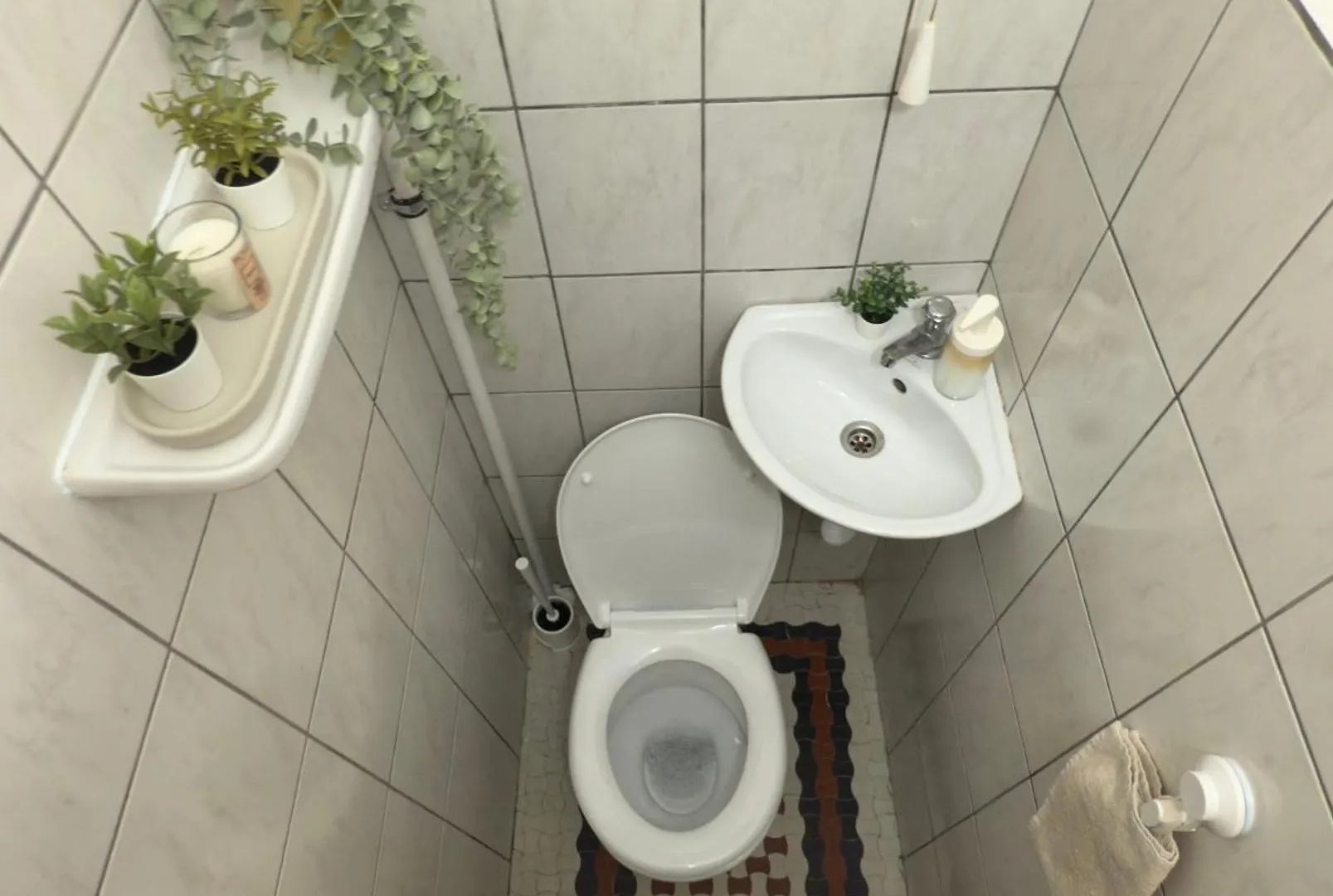 Ultracentral Apartment 4 Rooms - Old City Center -120 Square Meters - Bucharest