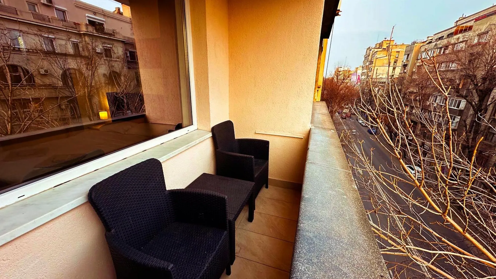 Ultracentral Apartment 4 Rooms - Old City Center -120 Square Meters - Bucharest